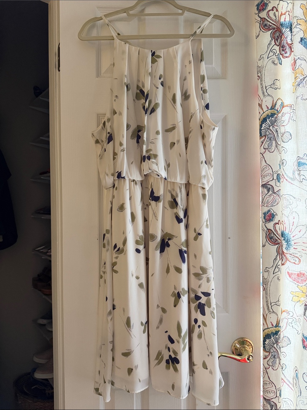 Ivory Floral Sleeveless Midi Dress